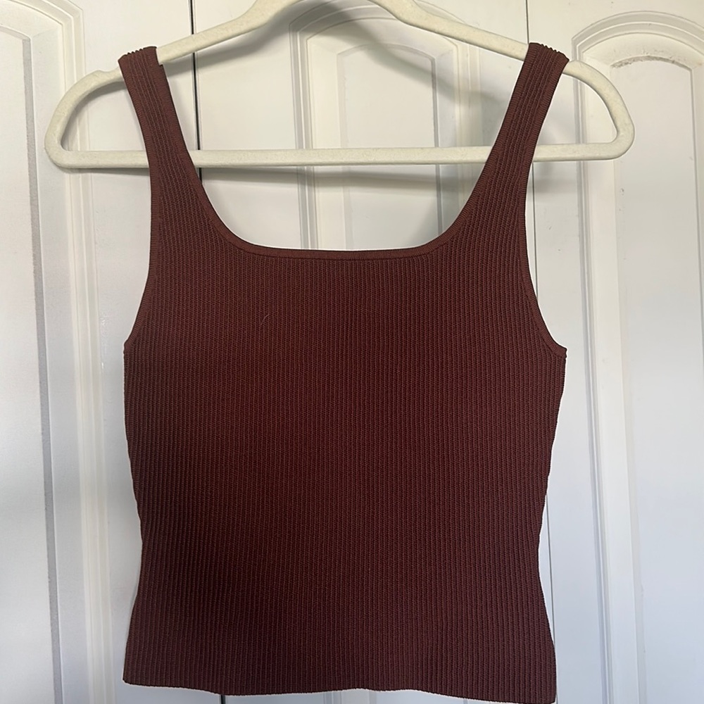 Babaton Sculpt Knit Squareneck Tank